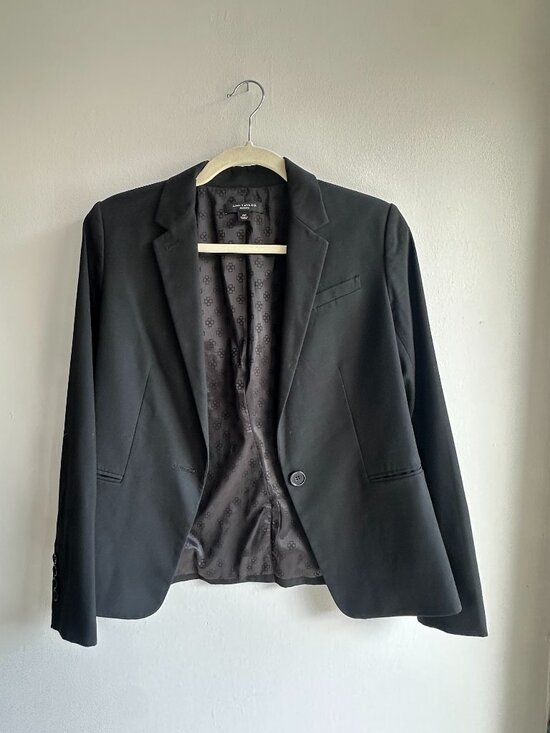 Ann Taylor Jackets & Blazers - Ann Taylor Black Blazer 2P